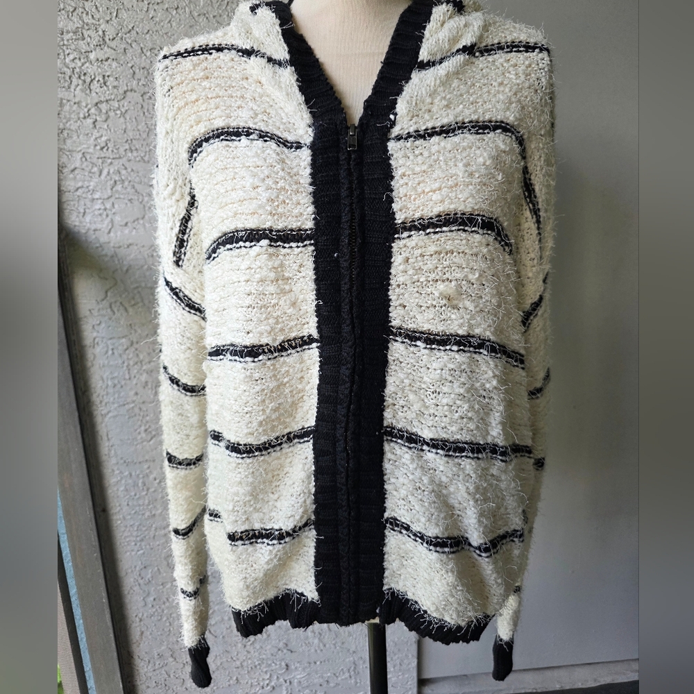 Aeropostale Black and Cream Striped Cardigan